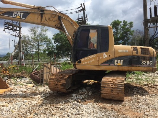 รถขุดCAT320C...ญี่ปุ่น สภาพบอดี้ สี ไม่สวย...แต่รถดีมาก  เอกสารใบแจ้งจำหน่าย..(อินวอยล์)