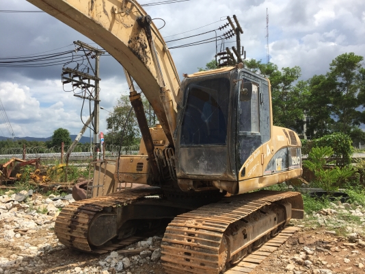 รถขุดCAT320C...ญี่ปุ่น สภาพบอดี้ สี ไม่สวย...แต่รถดีมาก  เอกสารใบแจ้งจำหน่าย..(อินวอยล์)