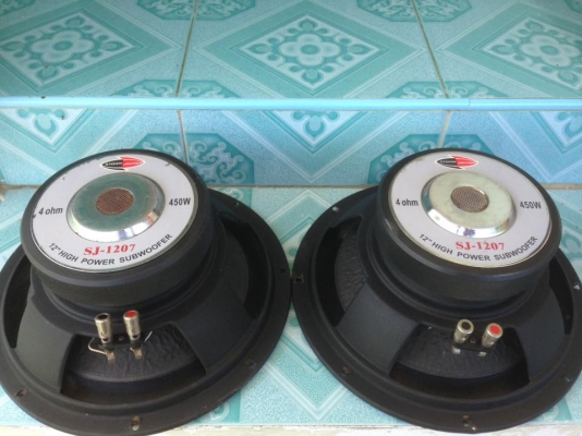 ซับ12" Strom jacker มือสองปั้มว้อยเดี่ยวสภาพสวย เบสฟังดีมาก ขายคู่ละ 1350 บาท ซับ12" Strom jacker มือสองปั้มว้อยเดี่ยวสภาพสวย เบสฟังดีมาก ขายคู่ละ 1350 บาท