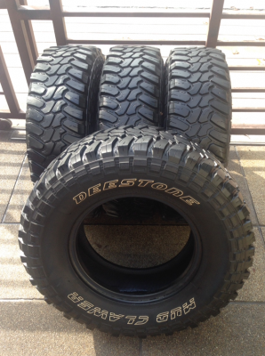 ยาง Mud Deestone 265 75 16 กลางปี13 ดอกเต็มใช้กันยาว ราคาไม่แพง