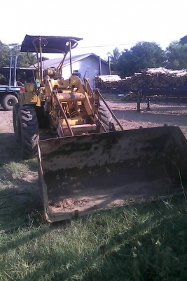 ขายรถตักล้อยาง cat 922 ขายรถตักล้อยาง cat 922