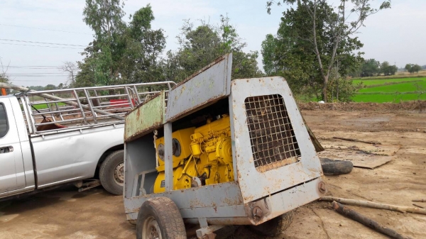 50000บาทลดสุดๆงดต่อรองเครื่องปั่นพร้อมใช้สภาพเก่านอกว่ากันง่ายๆขายกันถูกๆไปเลยครับ
