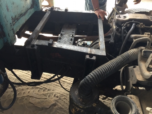 6ล้อISUZU..110แรง พื้นเรียบ เครื่องดี คัสซีสวย..เล่มพร้อม