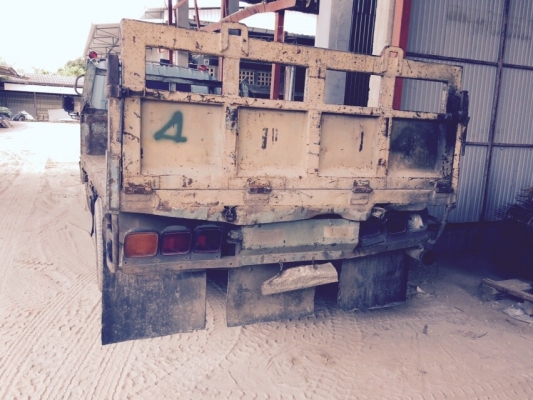 6ล้อISUZU..110แรง พื้นเรียบ เครื่องดี คัสซีสวย..เล่มพร้อม