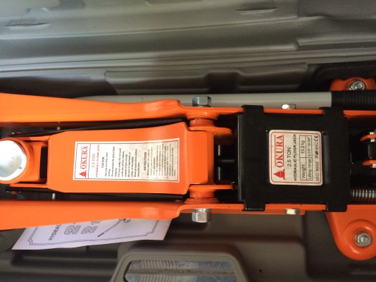 OKURA 2.5tonใช้ยกรถยนต์รถโหลดเตี็ยได้ของใหม่ OKURA 2.5tonใช้ยกรถยนต์รถโหลดเตี็ยได้ของใหม่