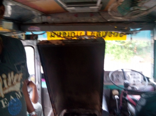 (ด่วนลดเหลือ 100000) รถบัสสองแถว  (รถยังสวย)  รับส่งเด็กนักเรัยน   พร้อมใช้งาน  เล่มติดมือ....