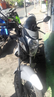 ขาย 20,000 บาท Honda Sonic 125 สตาร์ทเท้า ปี 51 รุ่นกุญแจใหญ่ รุ่นสุดท้าย เครื่องดีเดิมๆ สภาพภายนอกดูดี (มีไฟหน้าร้าวหน่อยหนึ่ง) ,ภาษีเต็ม เล่มและเอกสารพร้อมโอน ขาย 20,000 บาท Honda Sonic 125 สตาร์ทเท้า ปี 51 รุ่นกุญแจใหญ่ รุ่นสุดท้าย เครื่องดีเดิมๆ สภาพภายนอกดูดี (มีไฟหน้าร้าวหน่อยหนึ่ง) ,ภาษีเต็ม เล่มและเอกสารพร้อมโอน