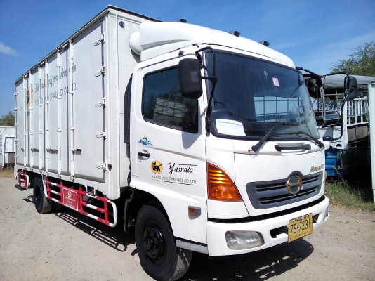 6 ล้อกลาง (ตู้ 10บาน)  *Euro.2*  HINO  MEGA  FC4J 150 แรงม้า *ยาว 5.50 ม.* รถสวยจริง *รถห้างแท้* สภาพพร้อมใช้งาน * มีเล่มพร้อม *