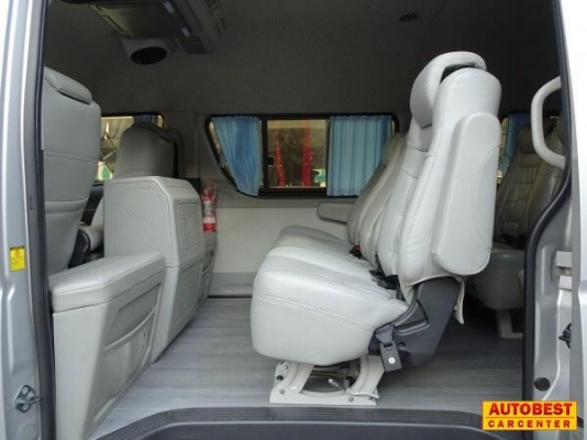 โทร 0922726669 คุณตันหยงรถตู้เบสมือสองฝั่งธน รถตู้ COMMUTER ดีเซลล์ ปี 2012 เบาะ 3 แถว ราคา 849000  บาท