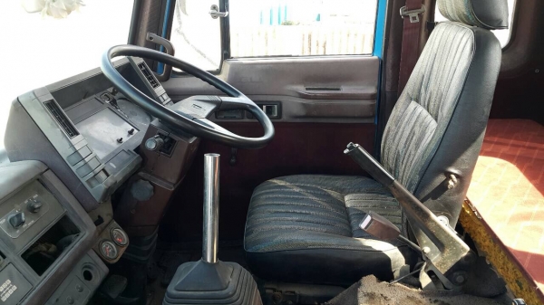 รถ 6 ล้อ ร็อกกี้ 175 แรง ครัชซี FRR ยาว 7.40 เมตร ขายเฉพาะหัวครัชซี รถ 6 ล้อ ร็อกกี้ 175 แรง ครัชซี FRR ยาว 7.40 เมตร ขายเฉพาะหัวครัชซี