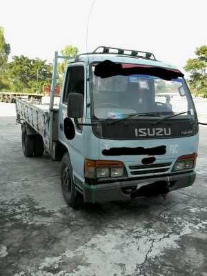 ขายหกล้อNKR 66LX5ปี42 เครื่อง4HF1 คัชชีสวย ยางดี กระบะไม่สวย เอกสารเล่มทะเบียน