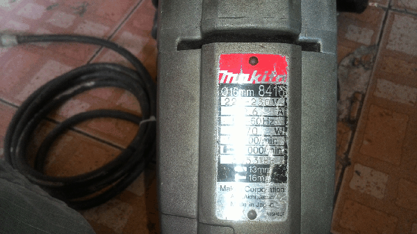 ขายด่วนสว่านเจาะกระแทก MAKITA 8416 4หุน(16mm.) 570W.