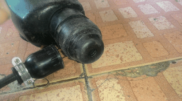 ขายสว่านโรตารี่ Milwaukee 3ระบบ 725W. เดินหน้า-ถอยหลัง.