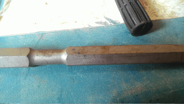 ขายด่วนสะกัดคอนกรีต MAKITA HM1201