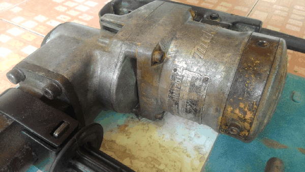 ขายด่วนสะกัดคอนกรีต MAKITA HM1201