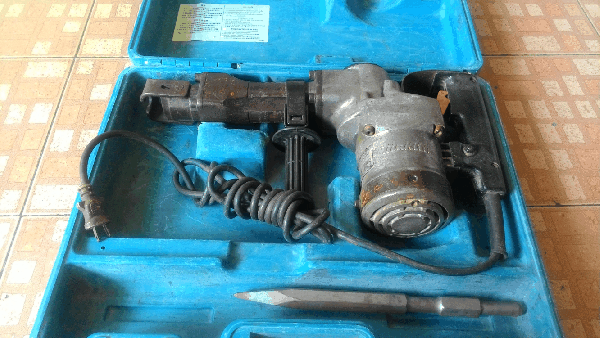 ขายด่วนสะกัดคอนกรีต MAKITA HM1201