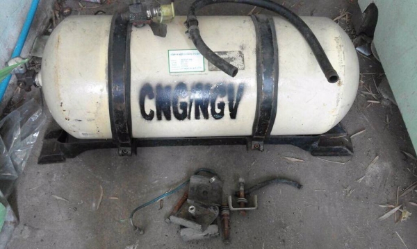ขายโล๊ะ ๆ ชุดแก๊ส LPG,NGV,ตู้ทึบ , แม็กลายเนอร์ใหม่ๆ