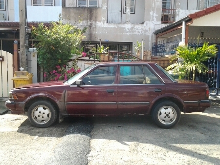 ขายรถยนต์ ปี85 นิสสัน บูลเบิร์ด เครื่อง2000cc.หัวฉีด SR20 เกียร์ออโต้ พวงมาลัยเพาเวอร์ ล้อแม็ก เครื่องดี ช่วงล่างดี ขายถูกๆตามสภาพ