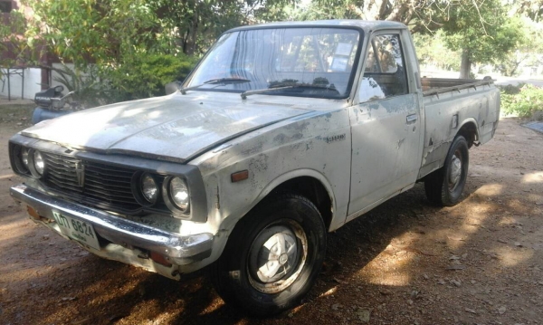 ขายโตโยต้า  RN20 เบนซิน4เกียร์  081 8844537