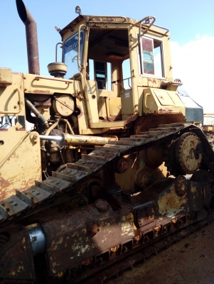 ขายรถเทคเตอรCAT~D5Fรถพร้อมใช่งานมาทดลองได้สนใจติดต่อได้ที่เจ๊อ้อย081-8021463-0616582035