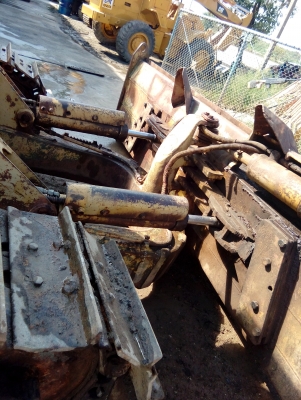 ขายรถเทคเตอรCAT~D5Fรถพร้อมใช่งานมาทดลองได้สนใจติดต่อได้ที่เจ๊อ้อย081-8021463-0616582035