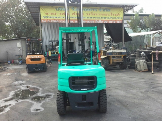 MITSUBISHI FD30-14Cรุ่นใหม่ ขนาด3ตัน เสาสูง4.70เมตร3ท่อน เกียร์ธรรมดา เครื่องยนต์ดีเซลS4Sยางตันใหม่4เส้น รถนอกสภาพสวยพร้อมใช้งาน