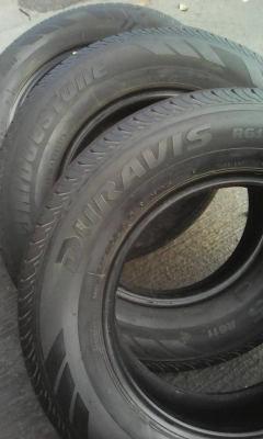 215/70R15 BRIDGESTONE DURAVIS R611 ชุด 4 เส้น tel.081-427-3941 ไิอดีไลน์ autobot107 215/70R15 BRIDGESTONE DURAVIS R611 ชุด 4 เส้น tel.081-427-3941 ไิอดีไลน์ autobot107