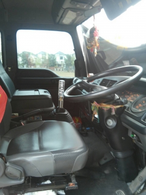 TFR  200 แรง ตู้ 10 บาน   รถสภาพสวย ราคา 950,000 บาท