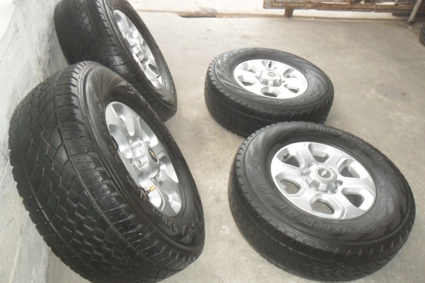 ล้อแม็ก16นิ้ว6รุ เชฟ พร้อมยาง สวยๆ 4 ล้อ ราคา 6900 บาท