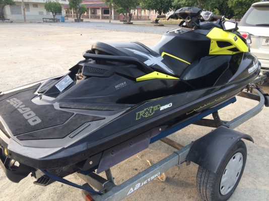 ขาย SEADOO RXT260 ปี2013  วิ่งเพียง136 ชม.285,000-