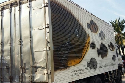 สิบล้อ ฮีโน่ FL1J 220ปี45 บรรทุกตู้ ช่วงยาว6.50ม สภาพดีสวยเดิมๆพร้อมใช้งาน ทะเบียนพร้อมโอน สิบล้อ ฮีโน่ FL1J 220ปี45 บรรทุกตู้ ช่วงยาว6.50ม สภาพดีสวยเดิมๆพร้อมใช้งาน ทะเบียนพร้อมโอน