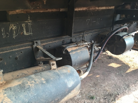 ขาย ISUZU 10 ล้อ 2 เพลาดั๊มพ์