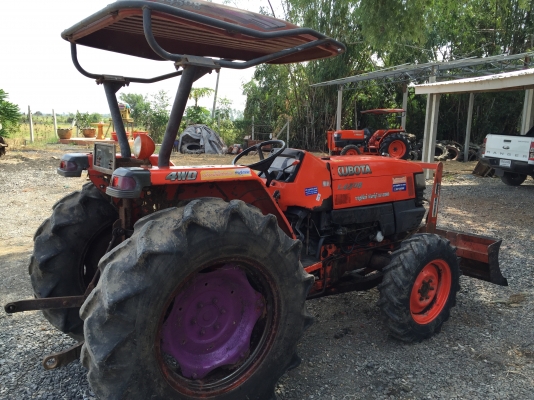 ขายรถตามสภาพ L4508 ใบดันหน้า รถสวยเดิมใช้งานอยู่ ขายรถตามสภาพ L4508 ใบดันหน้า รถสวยเดิมใช้งานอยู่