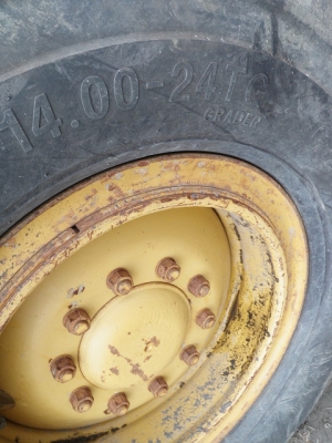 รถเกรดรุ่นยอดนิยม 12G #61M10225 รถเกรดนำเข้าจากอเมริกา พร้อม Scarify ติดต่อ ใหม่ 061-4194022