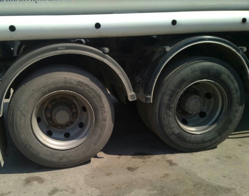 สิบล้อ FG1J212ปี50บรรทุกน้ำมัน 20,000ลิต ช่วงยาวตัวรถ 7.50ม สภาพดีสวยเดิมๆพร้อมใช้งาน ท่ะเบียนพร้อมโอน