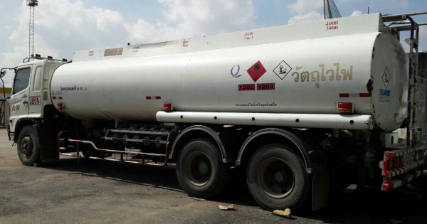 สิบล้อ FG1J212ปี50บรรทุกน้ำมัน 20,000ลิต ช่วงยาวตัวรถ 7.50ม สภาพดีสวยเดิมๆพร้อมใช้งาน ท่ะเบียนพร้อมโอน