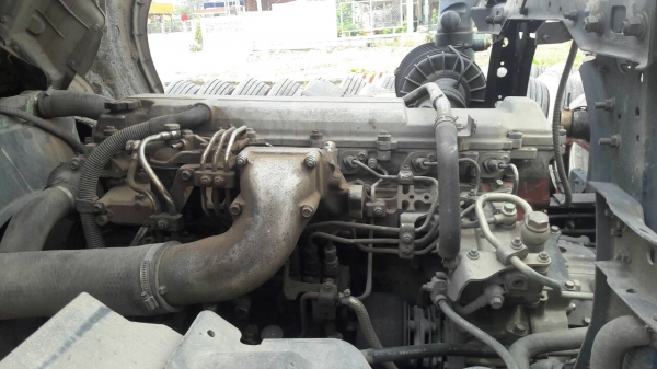 สิบล้อ FG1J212ปี50บรรทุกน้ำมัน 20,000ลิต ช่วงยาวตัวรถ 7.50ม สภาพดีสวยเดิมๆพร้อมใช้งาน ท่ะเบียนพร้อมโอน