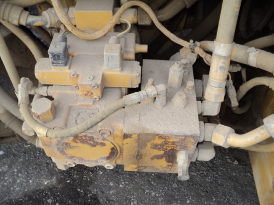 รถบดเบรคดาว Cat CB534B #4JL00172 เบรคดาว 9 ตันกว่าๆ นำเข้าจากอเมริกา ไม่เคยใช้งานในไทย สนใจติดต่อ ใหม่ 061-4194022