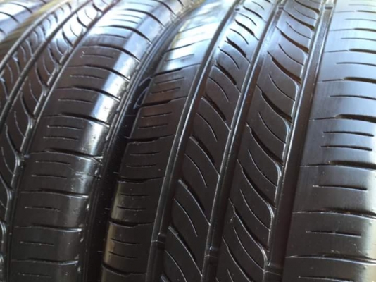 ยางDUNLOP 205 55R16 ปี2015 สภาพสวยมากๆไร้ที่ติ ดอกเยอะมากๆ90\% ไม่มีปะ