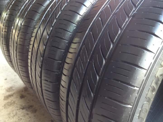 ยางDUNLOP 205 55R16 ปี2015 สภาพสวยมากๆไร้ที่ติ ดอกเยอะมากๆ90\% ไม่มีปะ