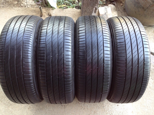 ยางMICHELIN 215 60R16 ปี2014 สภาพสวยดอกเยอะคุ้มสุดๆ
