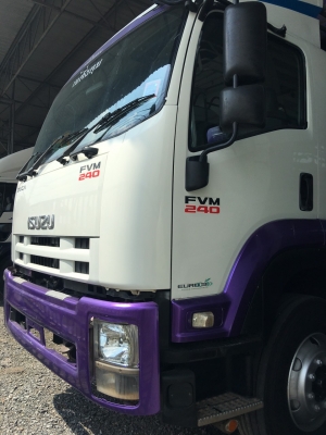 ขายรถ อีซูซุ 10 ล้อ FVM 240 แรง ปี 52 ยาว 6.5 ม. สภาพเดิม คัสซีสวย จัดแนนท์ได้ครับ สนใจติดต่อได้ที่  081-9420141 , 081-5715326