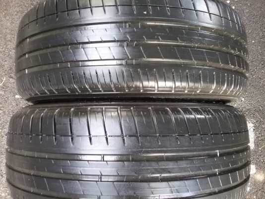 MICHELIN Pilot Sport3.195 55R15ปี2014 สภาพสวยมากๆดอกเยอะมากๆ ไม่มีปะ 1.คู่