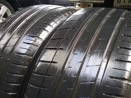 MICHELIN Pilot Sport3.195 55R15ปี2014 สภาพสวยมากๆดอกเยอะมากๆ ไม่มีปะ 1.คู่