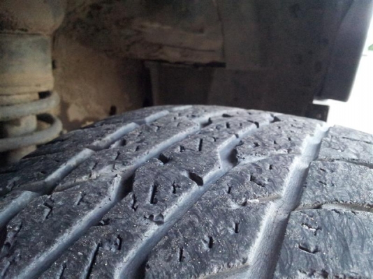 ขายยาง maxis bravo AT 31