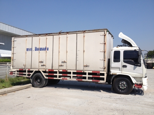 ขาย 6 ล้อตู้ isuzu deca ประตู 10 บาน