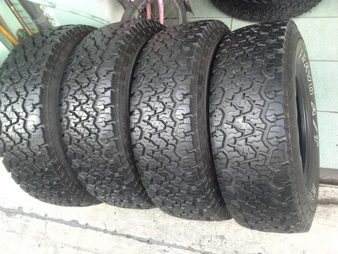 Maxxis AT 980 ขนาด 265/70/16 ปี13 สวยๆ 1ชุด