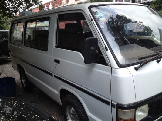 ขายรถตู้ TOYATA HAICE เครื่่อง 2 L เดิมๆ รถใช้เรือนจำ   ปกติทุกระบบ