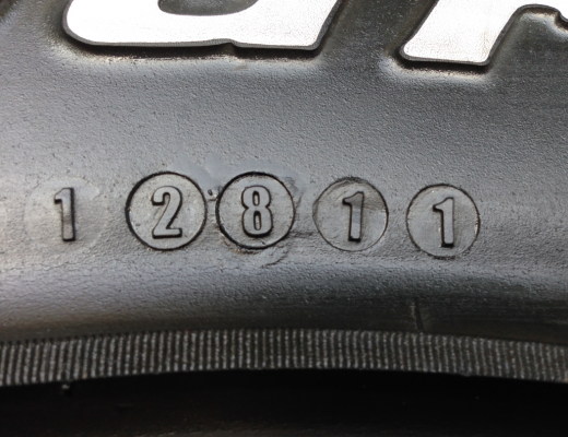 ยาง All BF goodrich 265 75 16 ปลายปี11 ดอกเต็ม ใช้กันยาว ราคาไม่แพง