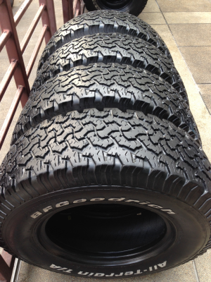 ยาง All BF goodrich 265 75 16 ปลายปี11 ดอกเต็ม ใช้กันยาว ราคาไม่แพง